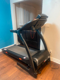 OMA folding treadmill