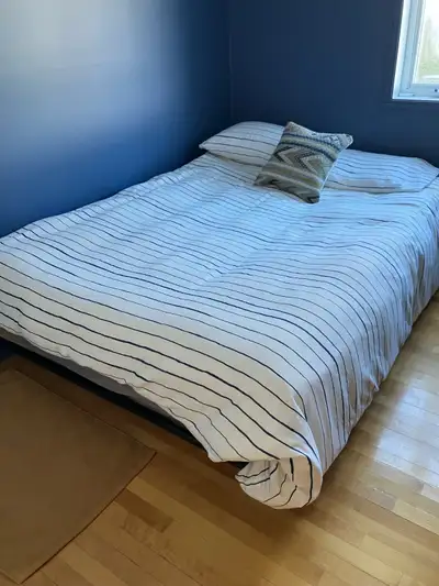 Matelas grand deux places Queen, View more