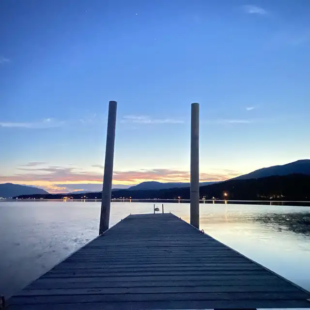 Resort Property in Magna Bay, BC62864383263489123
