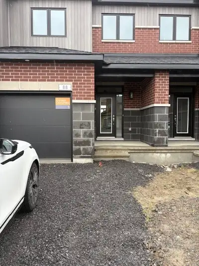 Beautiful 3-Bedroom Townhouse for Rent