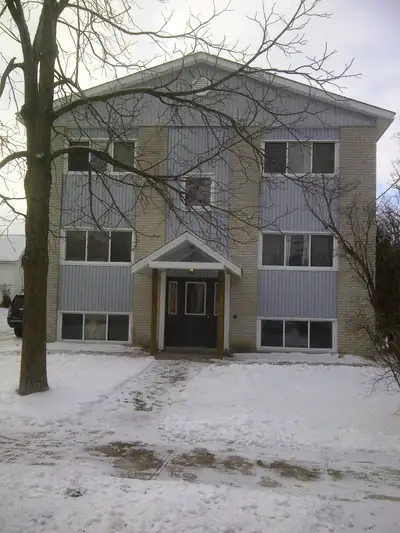 Campbellford Seniors All-inclusive 2 Bedroom apartment for rent for $1800 per month in a quiet senio...