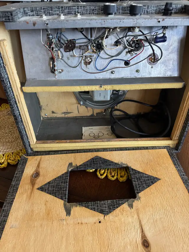 Pine Electronics Pepco Regal guitar tube amplifier in Amps & Pedals in City of Toronto - Image 7