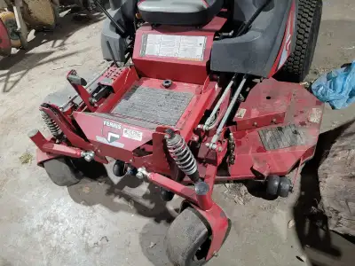 Ferris 61" Z- Turn Riding Lawn Mower IS 2100Z, View more