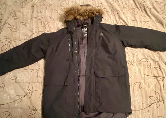 Helly Hanson SVALBARD PARKA Men’s Jacket 2XL in Men's in Edmonton - Image 2