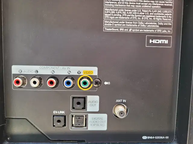 37" Samsung NON Smart Television in TVs in Oshawa / Durham Region - Image 4