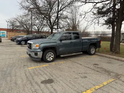 2014 GMC SIERRA 1500 Double Cab 4.3L V6 4X4 285 hp Clean Carfax Tinted windows Power windows Tonneau...