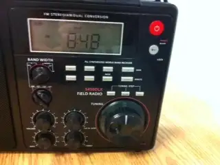 grundig s450DLX field radioWANTED trade 4myToasterOven/Stereo/TV, View more