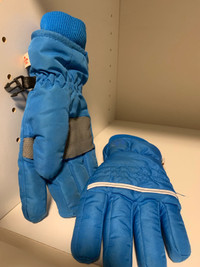 Kids winter gloves 4-6 