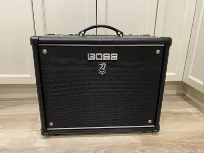 Boss Katana 50 Mk II with Footswitch, View more