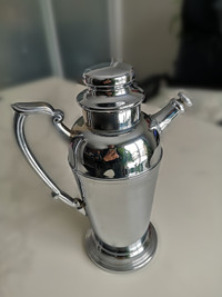 Vintage chrome plated cocktail pitcher, coffee/tea pot
