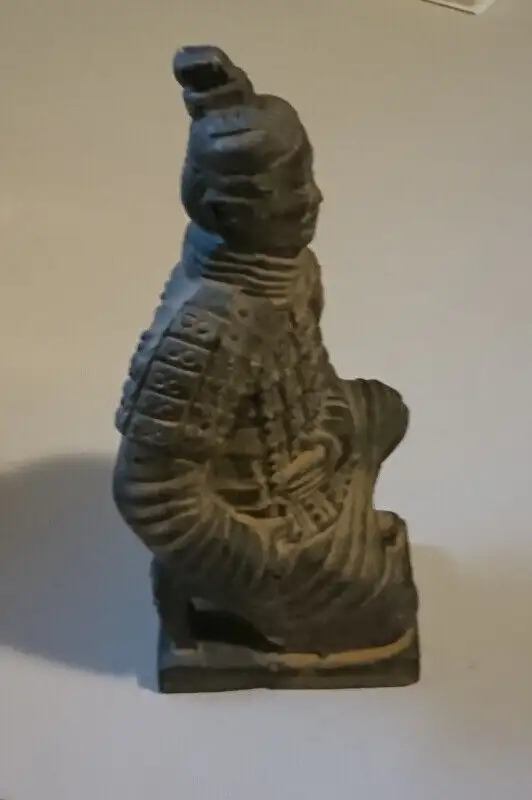 Vintage 6 1/2" Tall Chinese Terracotta Clay Warrior Army Soldier in Arts & Collectibles in Oshawa / Durham Region - Image 3