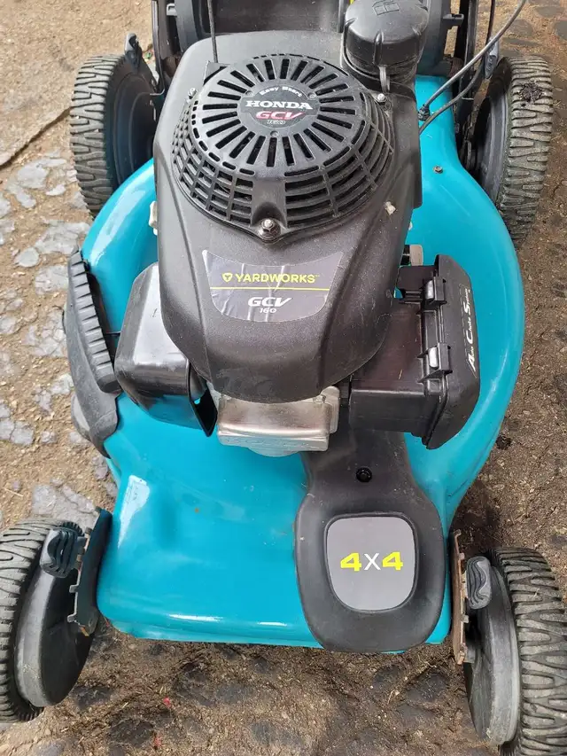 Yardworks/Honda 4x4 lawnmower in Lawnmowers & Leaf Blowers in Kitchener / Waterloo - Image 6