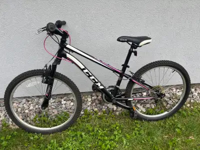 CCM Hardline 24 Mountain Bike, View more