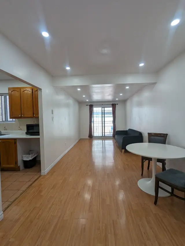 3 1/2 Metro station BERRI-UQAM, BEST CHOICE in Montreal Downtown