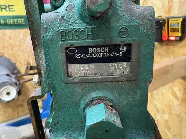 Bosch P pump for Volvo penta engine TAMD-71 in Powerboats & Motorboats in St. John's - Image 6