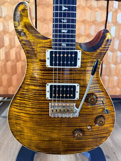 Asking Price: $6,800 CAD (open to reasonable offers) For sale is my 2024 PRS Core Custom 24 Piezo wi...