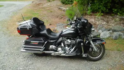 Aprox 20,000 miles since engine build C@C heads, S&S jugs, balanced bottom end. 586 cam Fall major s...