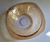Floragold Jeannette Glass Co. Iridescent
Small bowl