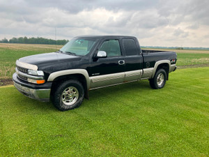 2000 Chevrolet C/K 2500 LT