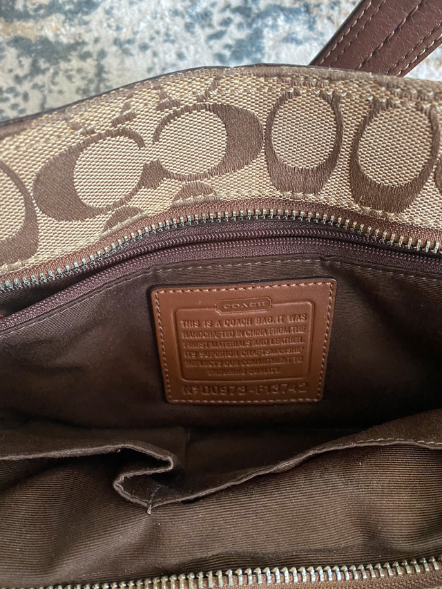 Coach purse in Women's - Bags & Wallets in Thunder Bay - Image 4