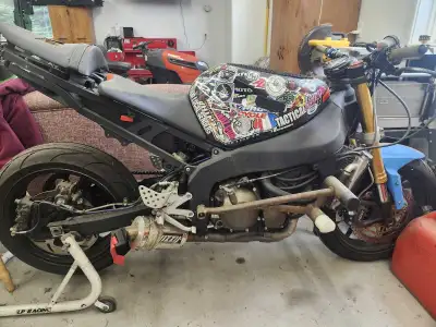 2004 kawasaki ninja 636, setup for stuntriding and is not road legal. I do have paperwork for the bi...