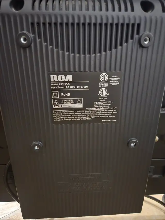 28" RCA HD TV63351296153987121
