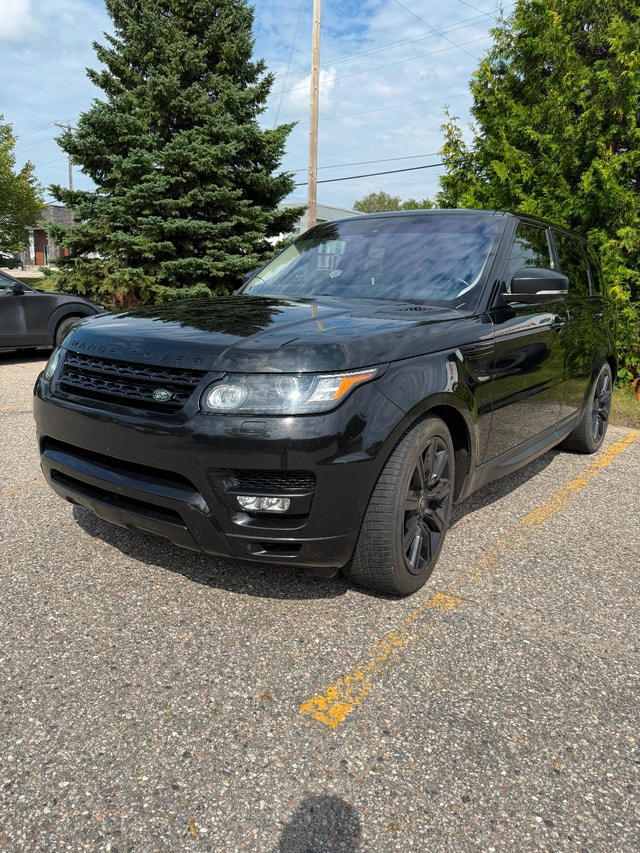 2016 Land Rover Range Rover Sport Supercharged Dynamic – 5.0L V8 — photo 2