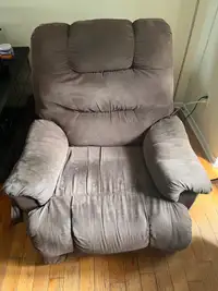 Free electric recliner