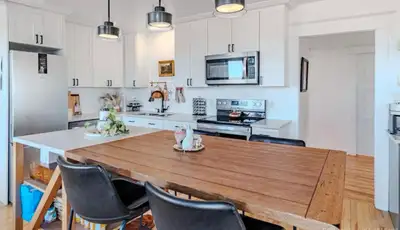 3 Bed 1 Bath Apartment