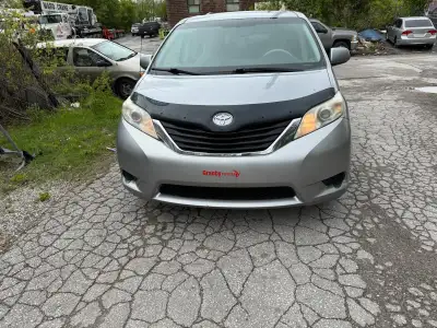 Selling this beautiful 2011 Toyota Sienna – Family Van! ✅ No accidents | Clean title | Low mileage ✅...
