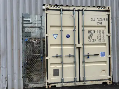 Great space for small business to operate from. Located right on Industrial Street this secure space...