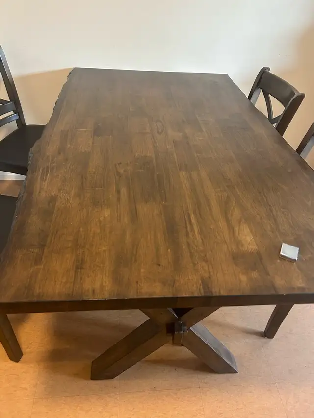 solid dark wood table and 4 chairs in Dining Tables & Sets in Bedford - Image 4