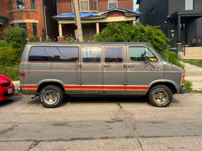 1985 Dodge Ram Tradesman van with new upgraded 360 crate motor. Less then 5000kms on the motor. Runs...