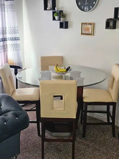 Round dining table, View more