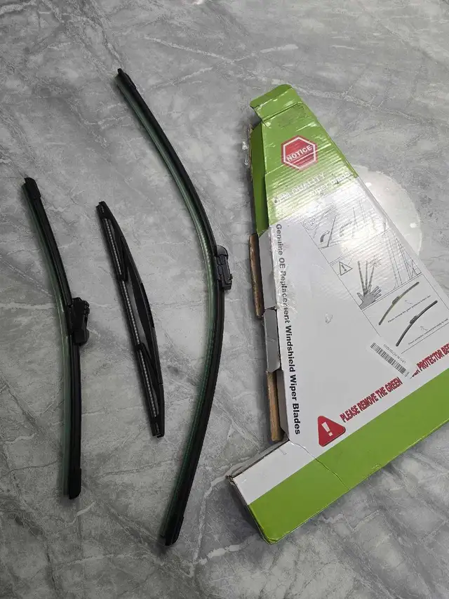 wiper blade set in Other Parts & Accessories in Edmonton - Image 3