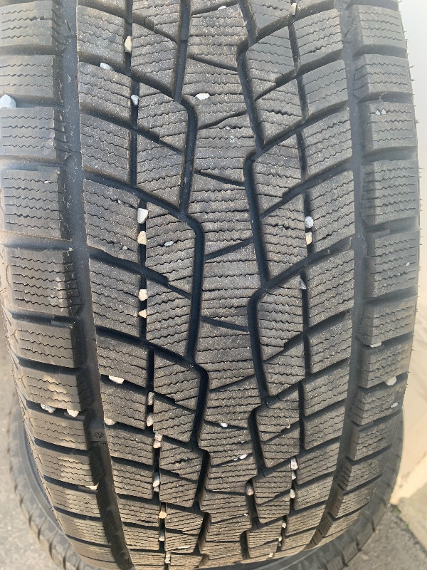 Like new 235/50R18 cooper winter snow tires 5x108 rims & sensors