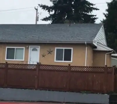 2 Bed 1 Bath Duplex suite For Rent