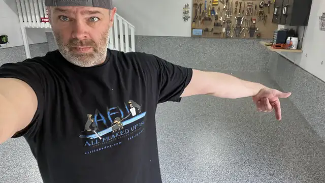 Epoxy / Polyaspartic Flake Floor64424243256450122