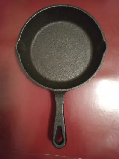 NEW Mini Cast Iron Pot/Pan, View more