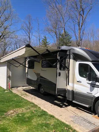 The Winnebago Navion is a premium, fuel-efficient Class C motorhome built on the Mercedes-Benz® Spri...