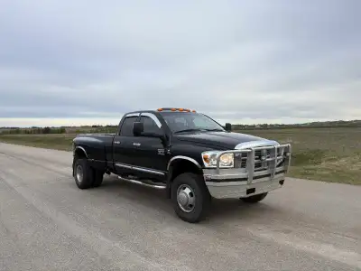 2007 Dodge ram 3500 for sale. New transmission, 223000 kms. $22000.