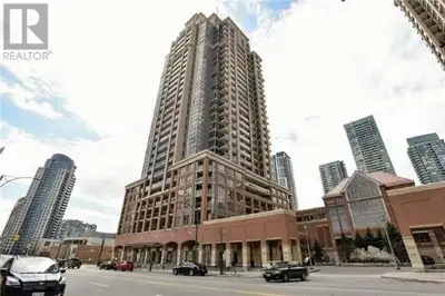 Modern living in the heart of Mississauga! Bright, spacious and tastefully decorated corner unit wit...