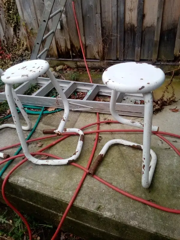 bar stools in Chairs & Recliners in Stratford - Image 4