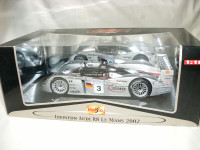 Infineon Audi R8 Le Mans 2002  #3 by Maisto GT Racing Series1:18