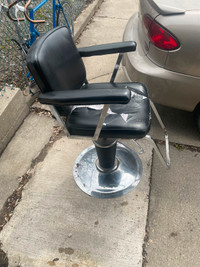 Barber Chair hair cutting