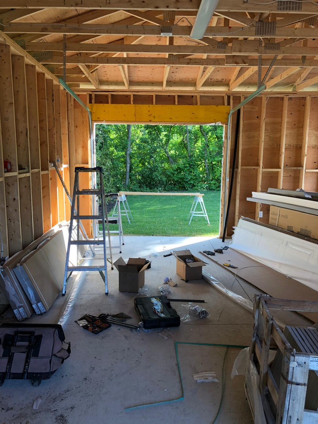  Emergency garage door repair in Garage Door in Oshawa / Durham Region - Image 3