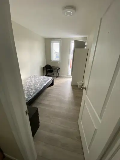 Rooms Rental 2 room available August 1, and 3 rooms available September 1 At York University Village...