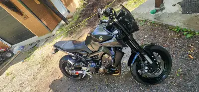 Yamaha MT-09 2018 – 20200 km – Très bien équipée Je mets en vente ma Yamaha MT-09 2018 en excellente...
