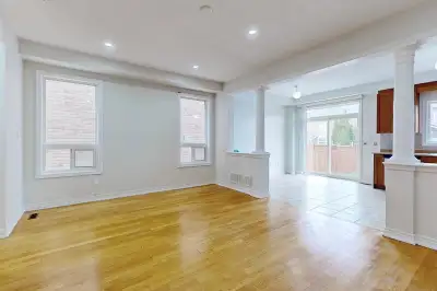 3 Bedroom Semi-Detach House avail for RENT