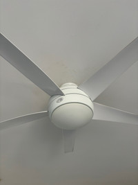 Hampton Bay 52-inch Indoor Matte White Ceiling Fan with remote 